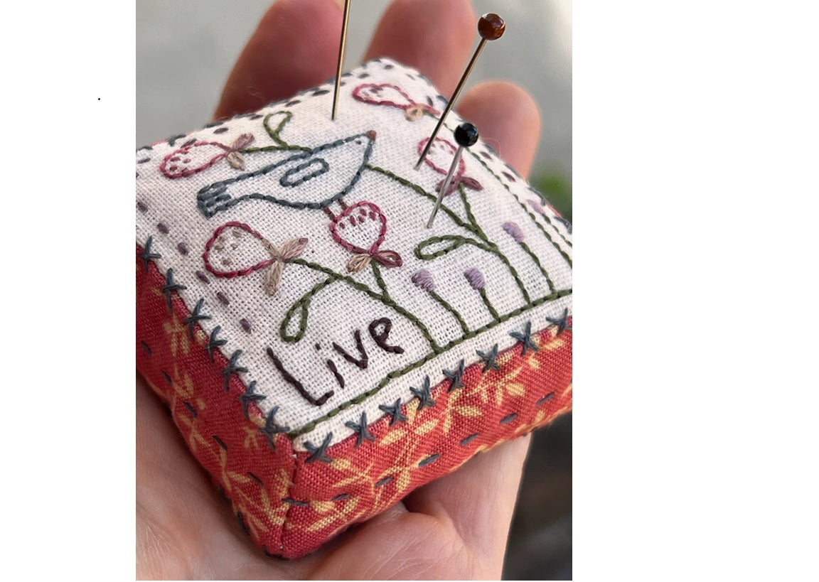 Live and Dream Sewing Set